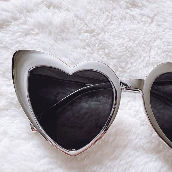 Addison Silver Heart-Shaped Sunglasses - Picture 3 of 12